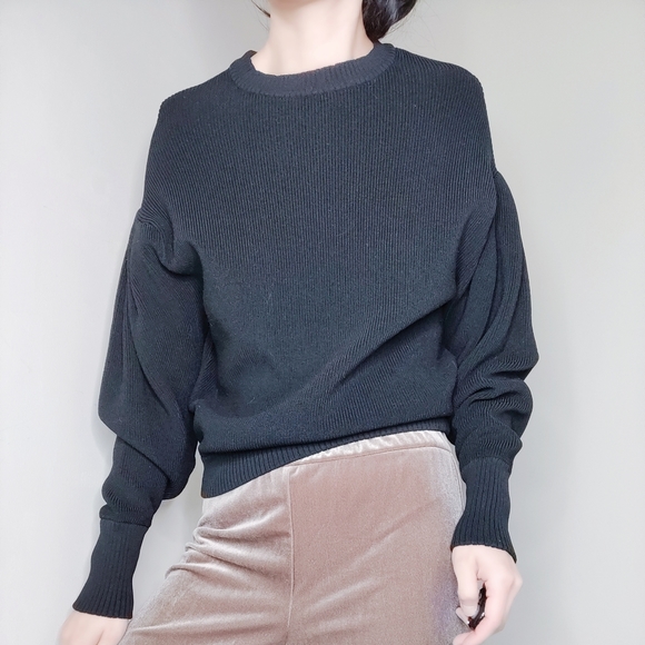 H&M Ribbed Drop Sleeves Black Sweater Size 4 - Picture 3 of 7